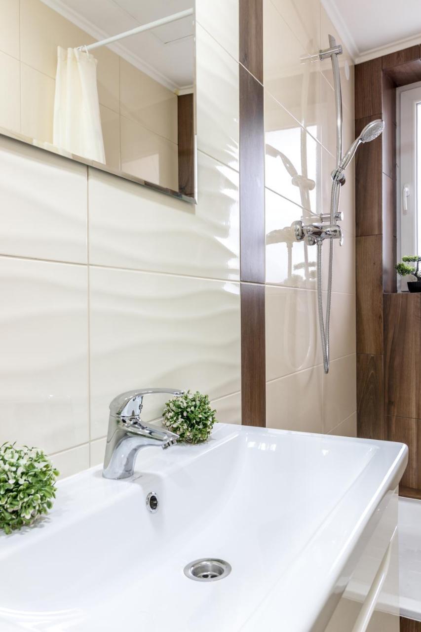 City Center Vip Studio Apartment Львов Экстерьер фото